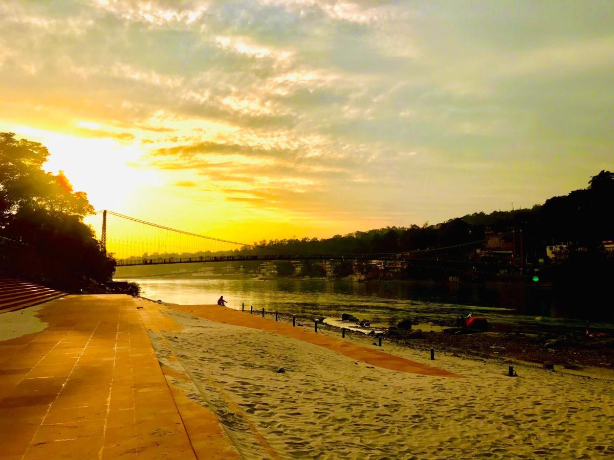 Хостел Skyard Rishikesh, Laxman Jhula Экстерьер фото